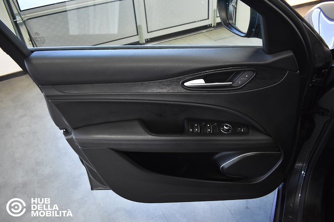 ALFA ROMEO Stelvio 2.2 Turbodiesel 190 CV AT8 Q4 Business